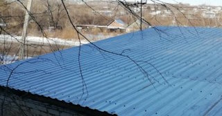 Демонтаж поликарбоната с крыши в Дальнереченске - услуги по доступной цене от 613 рублей