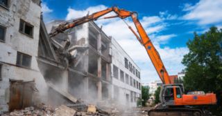 Промышленный демонтаж зданий Дальнереченск, цена от 2910 руб.