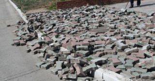 Демонтаж тротуарной плитки Дальнереченск, цена от 2910 руб.